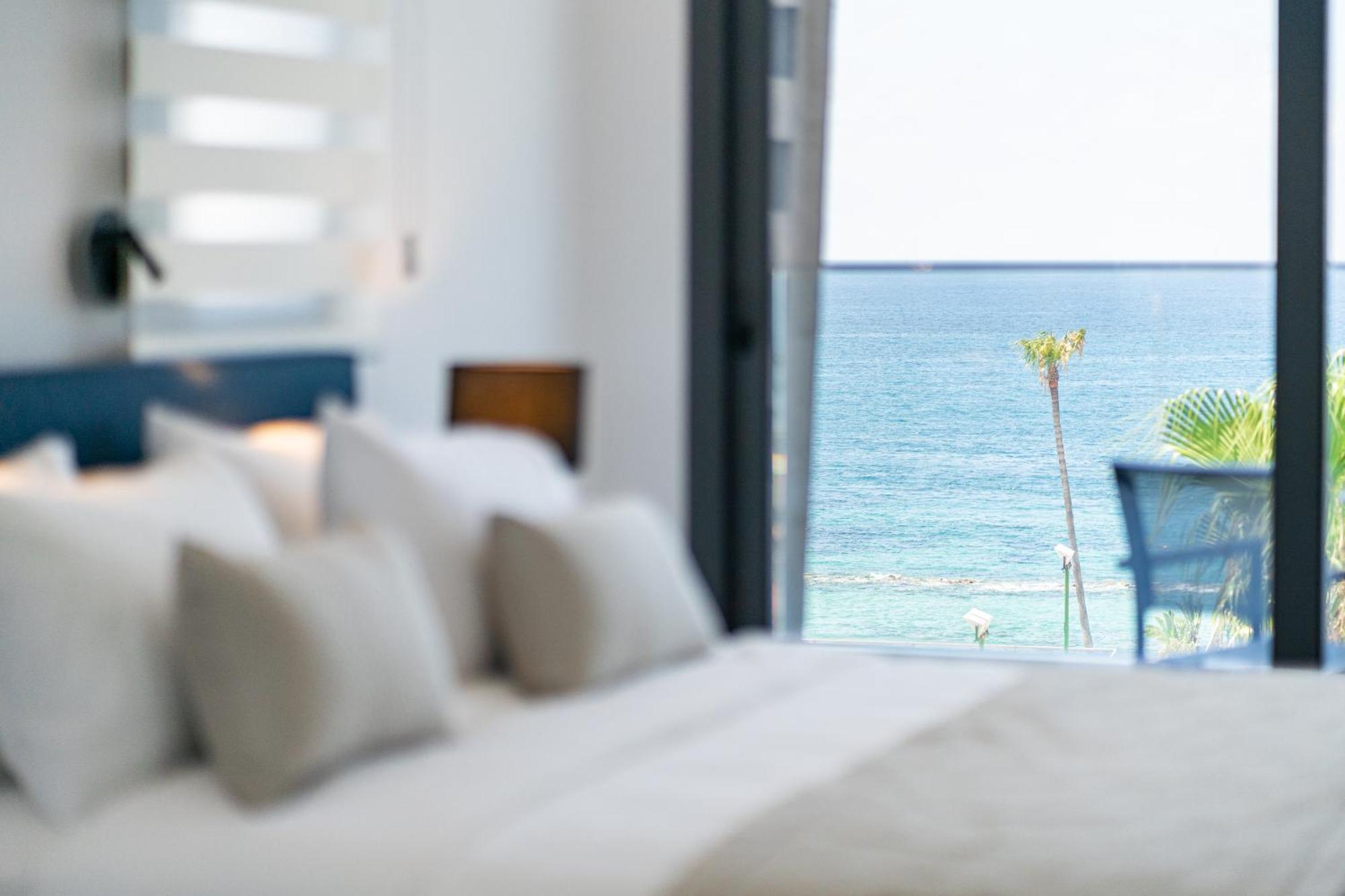 Waterside Sea View Apartments Pafos Dış mekan fotoğraf
