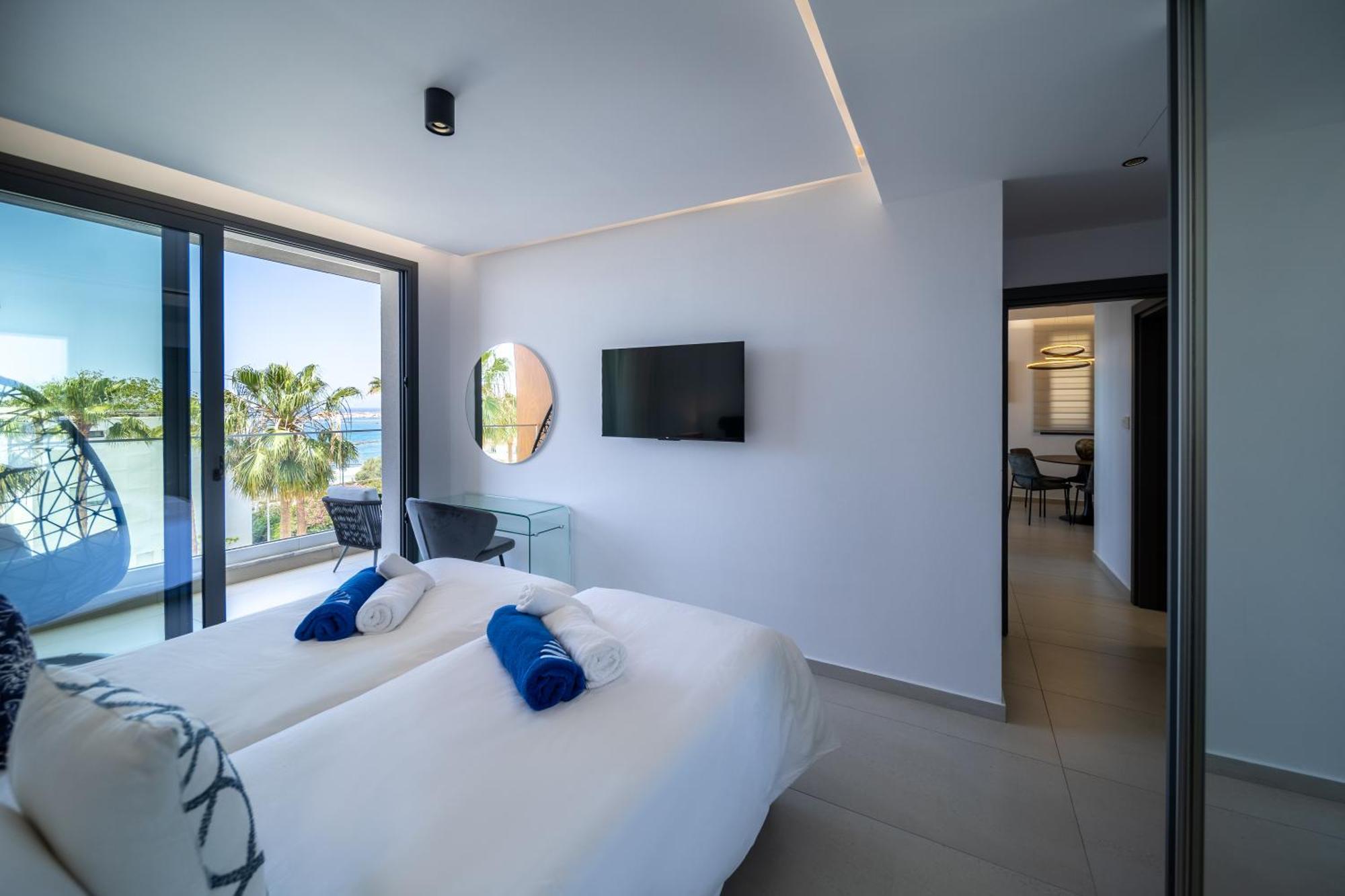 Waterside Sea View Apartments Pafos Dış mekan fotoğraf